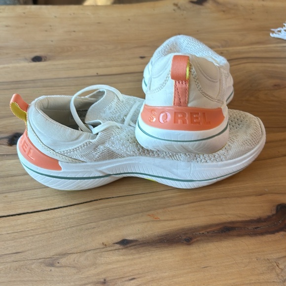 Sorel sneakers - Picture 2 of 4